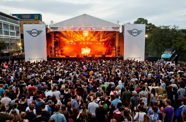 Deine Entscheidung - Wähle deine Lieblingsband auf das Osthafen-Festival 2018 in Frankfurt 