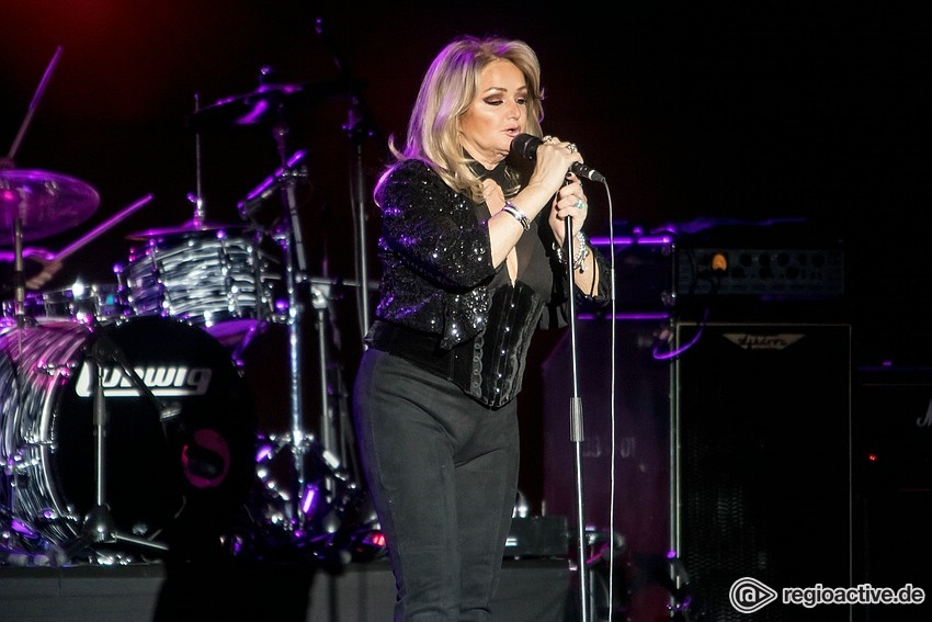 Bonnie Tyler (live in Mannheim 2018)