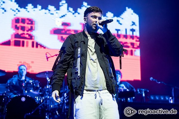 Der Außerirdische zu Besuch - Voller Energie: Live-Bilder von Marteria in der Maimarkthalle Mannheim 