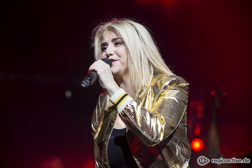 Beatrice Egli (live von der Schlagernacht des Jahres, SAP Arena Mannheim, 2018)