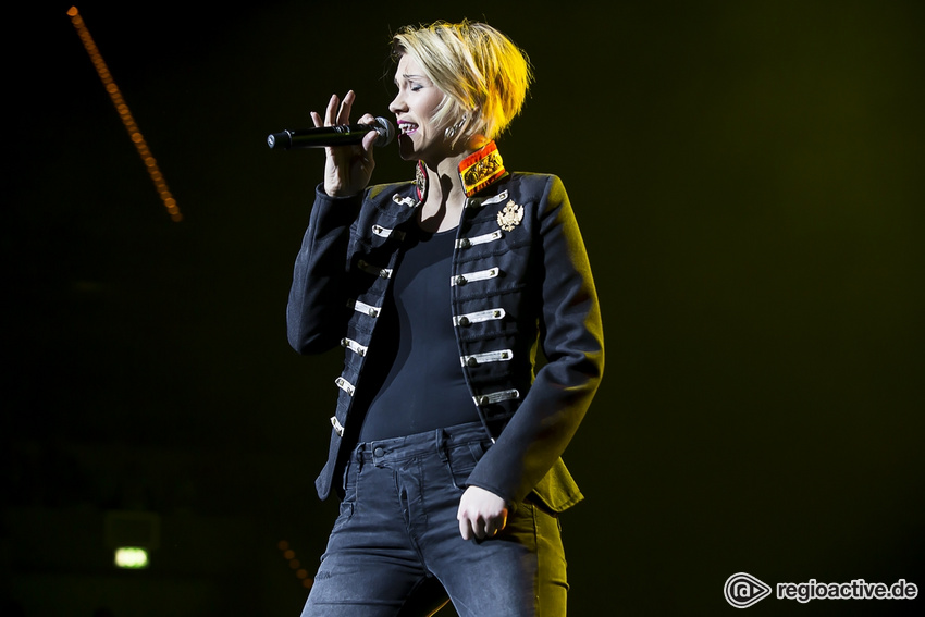 Anna-Maria Zimmermann (live bei der Schlagernacht des Jahres 2018 in Mannheim)