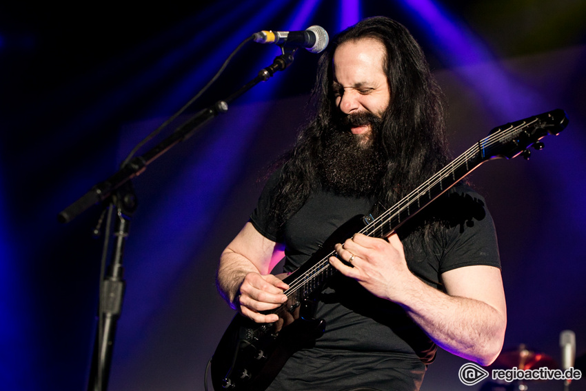 G3 John Petrucci (live in Offenbach, 2018)