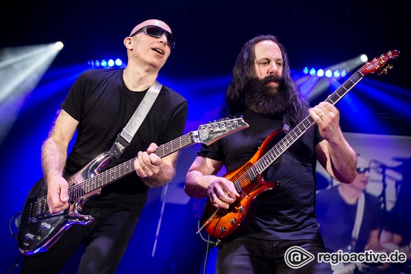 Virtuose Saitenhexer - G3 erfüllen die Stadthalle Offenbach mit Gitarrenklängen aus drei Dekaden 