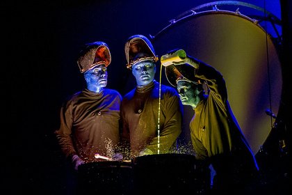 Audiovisuelles Spektakel - Bunt, verrückt, gut: Live-Bilder der Blue Man Group in der Alten Oper Frankfurt 