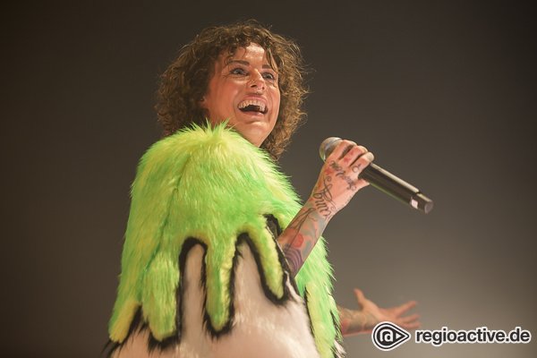 Ein neues Kapitel - Jennifer Rostock live in Wiesbaden: Jubiläumsfeier und Abschied 