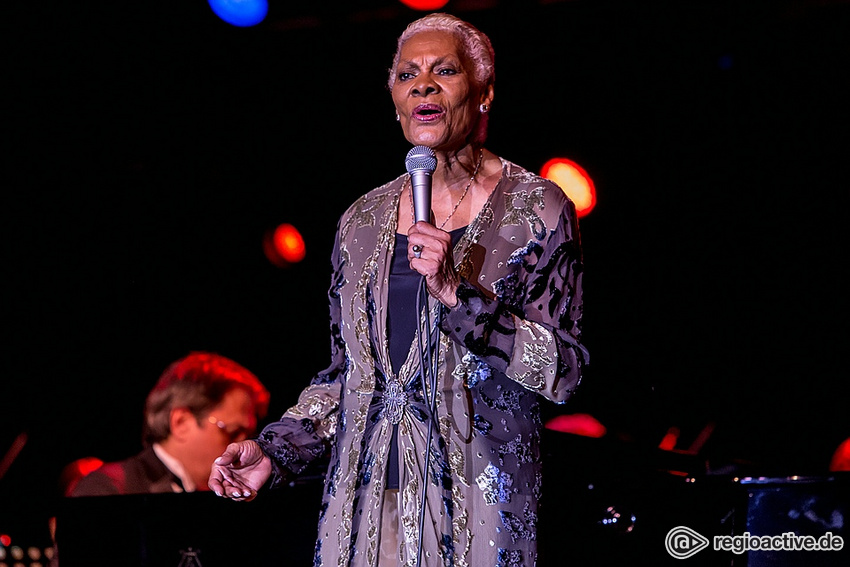 Dionne Warwick (live in Frankfurt 2018)