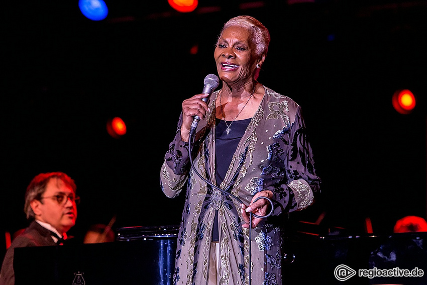 Dionne Warwick (live in Frankfurt 2018)