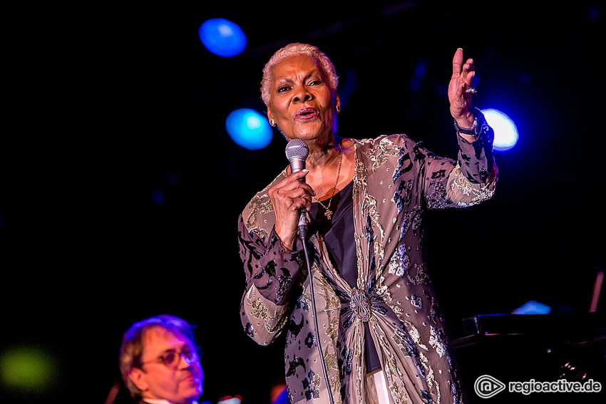 Dionne Warwick (live in Frankfurt 2018)