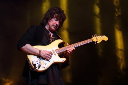 Long Live Rock'n'Roll - Gitarrenikone: Livebilder von Ritchie Blackmore’s Rainbow im Velodrom Berlin 