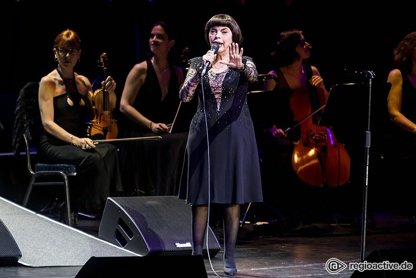 Mireille Mathieu (live in Frankfurt 2018)