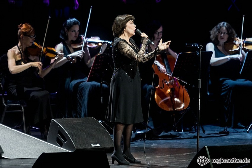 Mireille Mathieu (live in Frankfurt 2018)