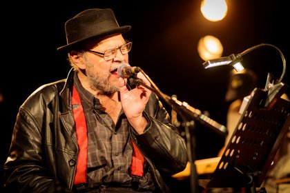 "Be charming, David" - Pere Ubu umschiffen im Heidelberger Karlstorbahnhof die Nostalgie-Falle 