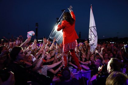 Wie eine Messe - Bunt: Live-Bilder von Thirty Seconds To Mars bei Rock im Park 2018 