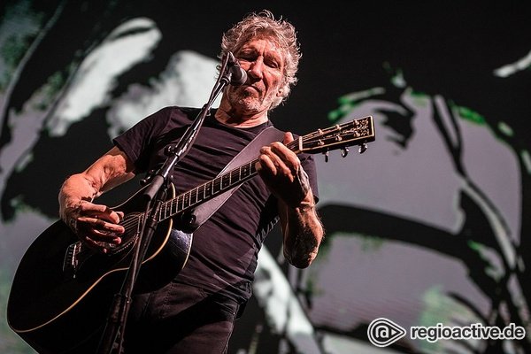 Voller Eindrücke - Roger Waters: Bilder des Pink Floyd-Großmeisters live in der SAP Arena Mannheim 