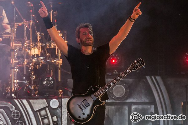 Geradlinig: Live-Bilder von Nickelback in der Frankfurt Festhalle
