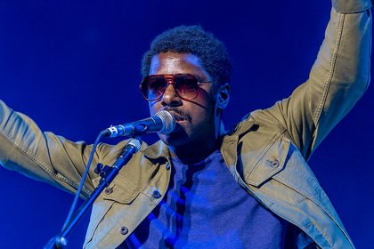 Grooviger Soul - Fotos von Curtis Harding als Opener von Lenny Kravitz live in Frankfurt 