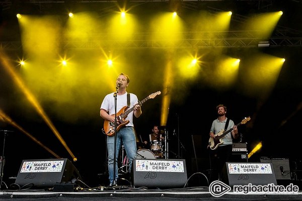 Hier zuhause - Authentisch: Bilder von Gringo Mayer live beim Maifeld Derby 2018 