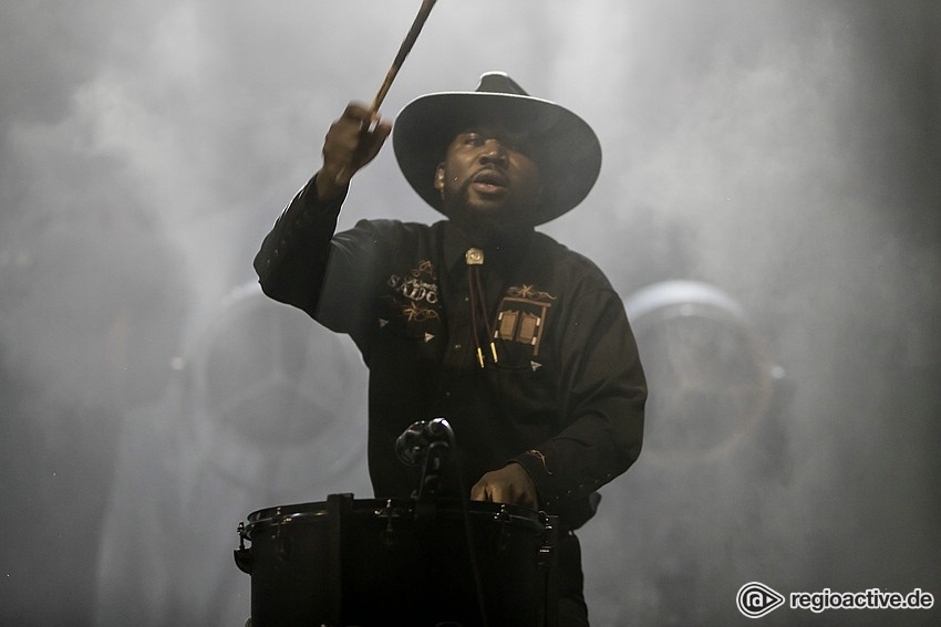 Young Fathers (live in Mannheim 2018)