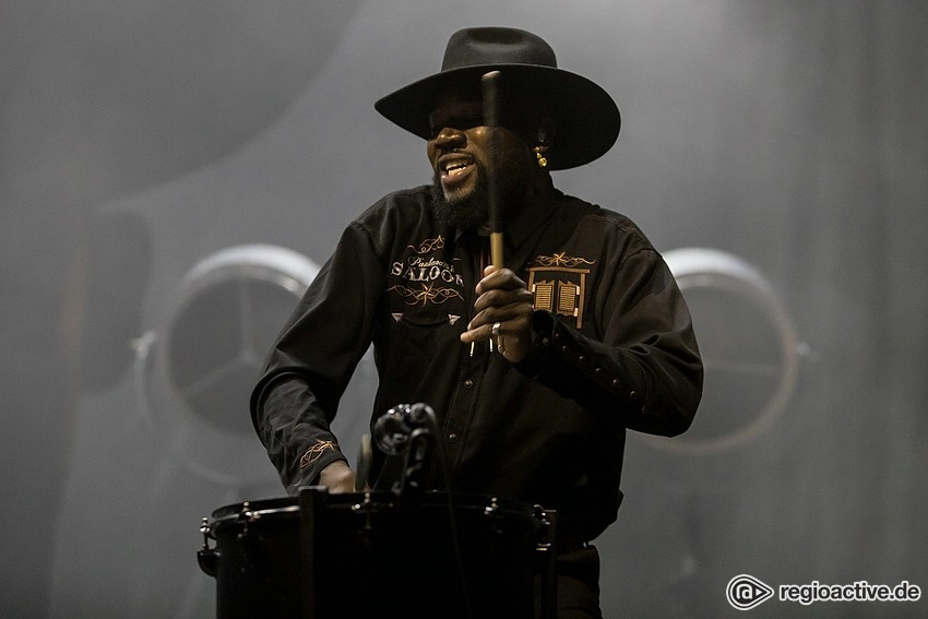 Young Fathers (live in Mannheim 2018)