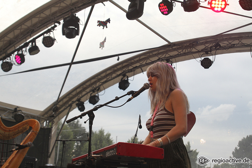 Mikaela Davis (live in Mannheim, 2018)