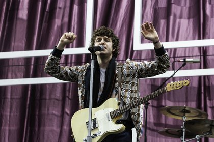 Stilvolle Briten - The Kooks: Fotos der Brit-Pop-Band live beim Hurricane Festival 2018 