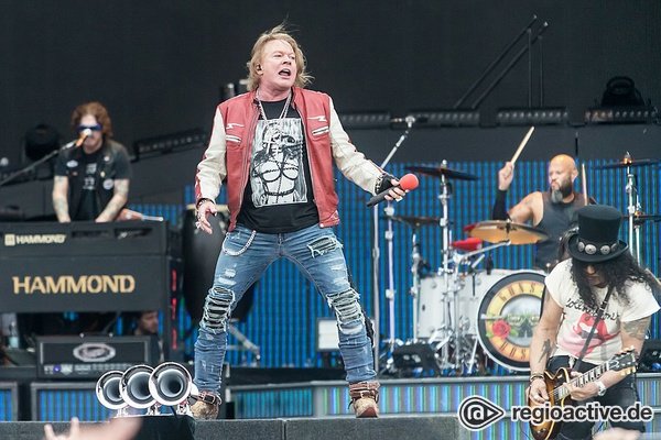 Eine große Sache - Riesig: Fotos von Guns N' Roses live auf dem Maimarktgelände Mannheim 