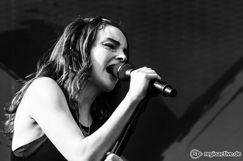 Chvrches (live beim Hurricane Festival, 2018)