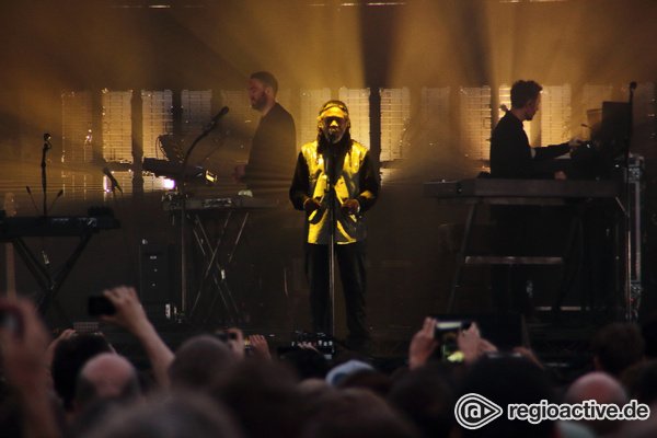 Aus der Schattenwelt - Massive Attack geben sich in der Zitadelle Berlin düster und druckvoll 