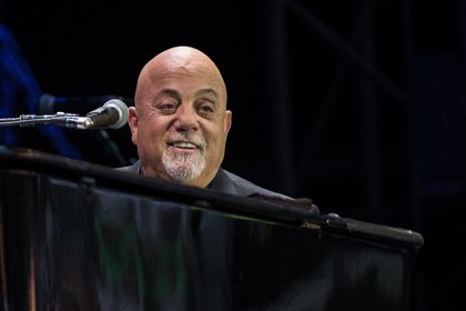 Momente voller Emotionen - Billy Joel begeistert im Hamburger Volksparkstadion Fans jeden Alters 