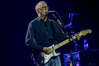 Der letzte Funke fehlt - Eric Clapton live in Köln: Solide Show ohne magische Momente 