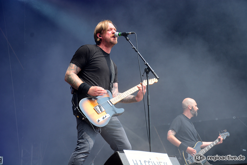 Massendefekt (live auf dem Happiness Festival, 2018)