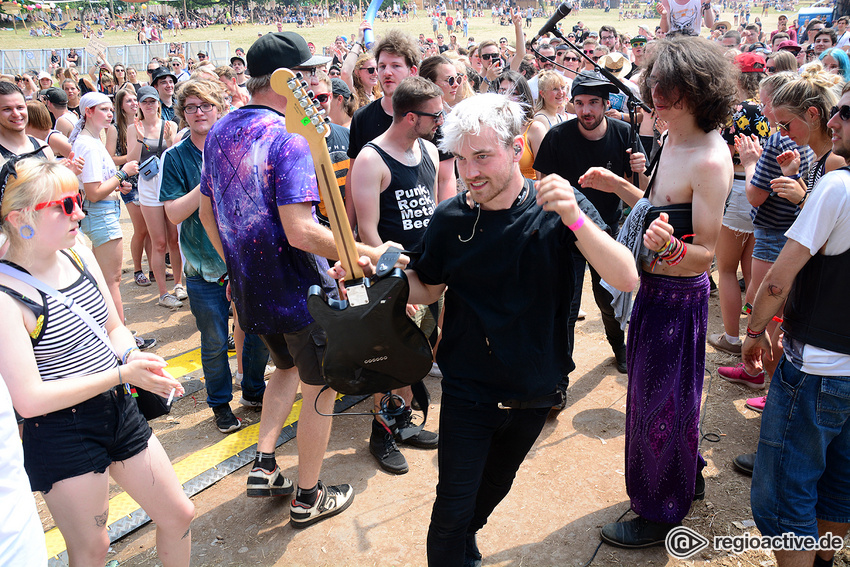 Blackout Problems (live beim Happiness Festival, 2018)