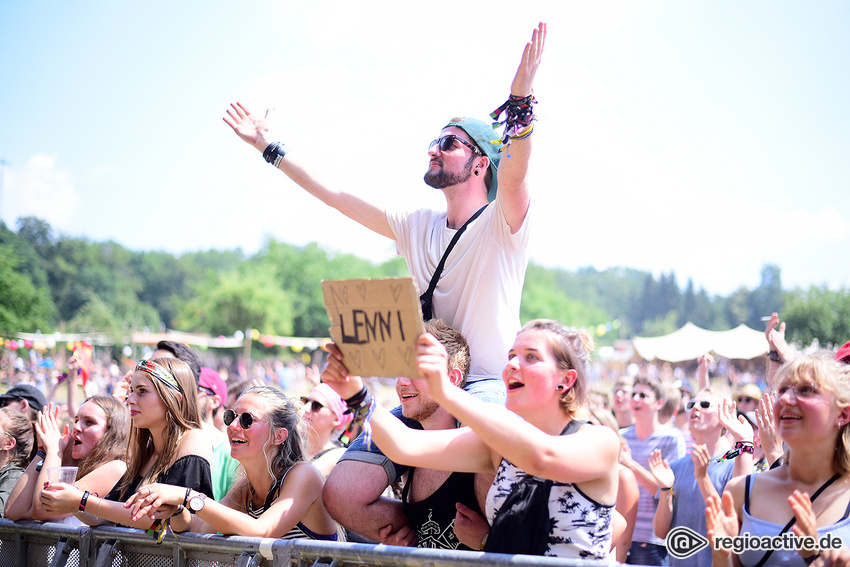 Leoniden (live beim Happiness Festival, 2018)