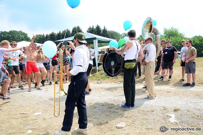 Impressionen (live beim Happiness Festival, 2018)