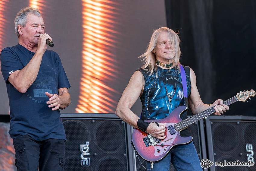 Nochmals Vollgas - Heiß: Fotos von Deep Purple live im SparkassenPark Mönchengladbach 