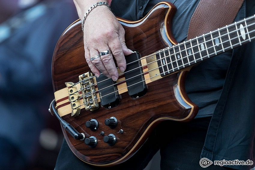 Barclay James Harvest feat. Les Holroyd (live in Neuleiningen 2018)