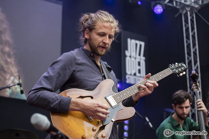 Juliana Blumenschein (live in Stuttgart, 2018)