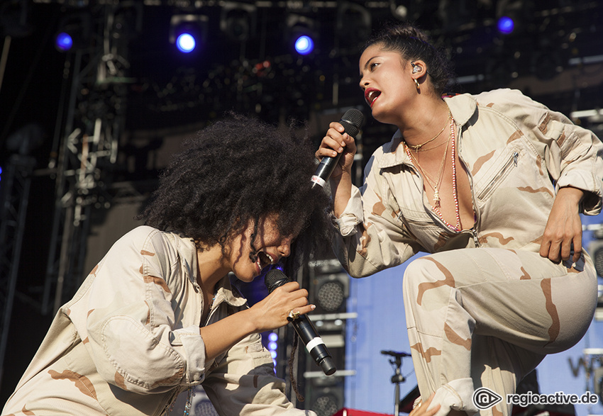 Ibeyi (live in Stuttgart, 2018)