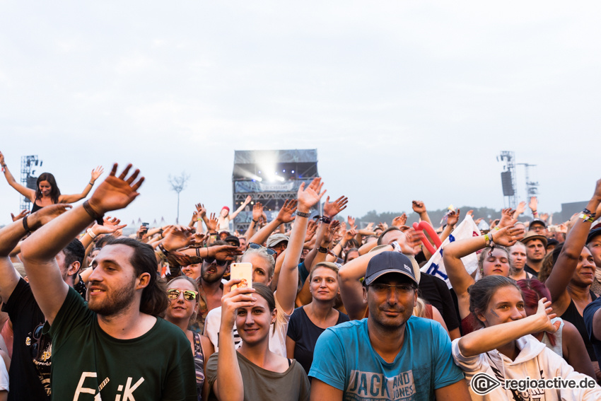 Freundeskreis (live beim Deichbrand Festival 2018)