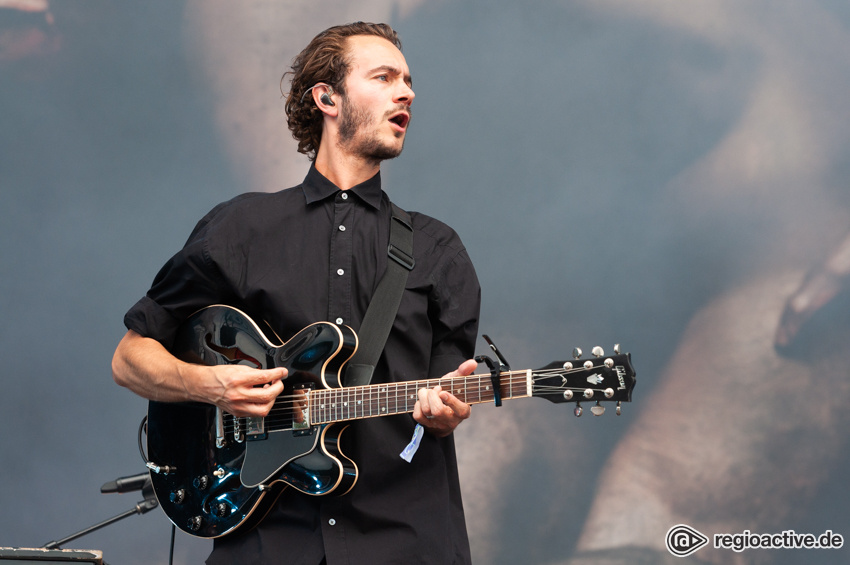 Editors (live beim Deichbrand Festival 2018)