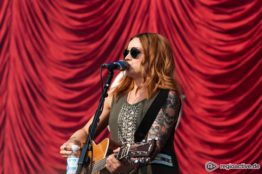 Amy MacDonald (live beim Deichbrand Festival 2018)