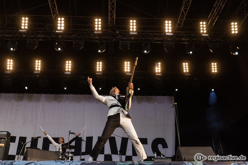 The Hives (live beim Deichbrand Festival 2018)