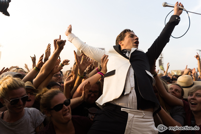 The Hives (live beim Deichbrand Festival 2018)