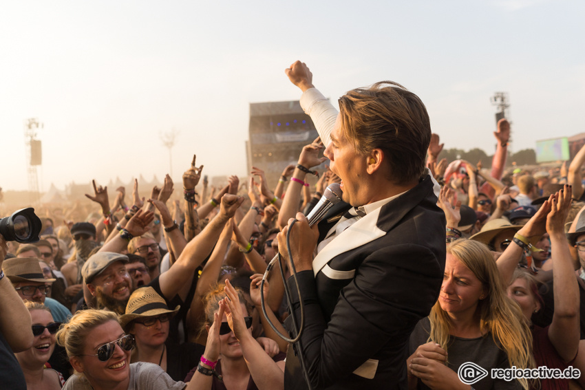 The Hives (live beim Deichbrand Festival 2018)