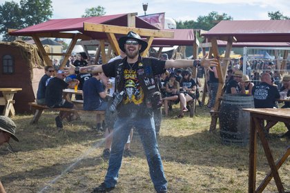 Mal was anderes... - Hitze und Staub: Impressionen vom Mittwoch beim Wacken Open Air 2018 