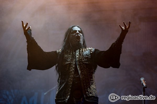 Schwarz wie die Nacht - Finster: Live-Bilder von Dimmu Borgir auf dem Wacken Open Air 2018 