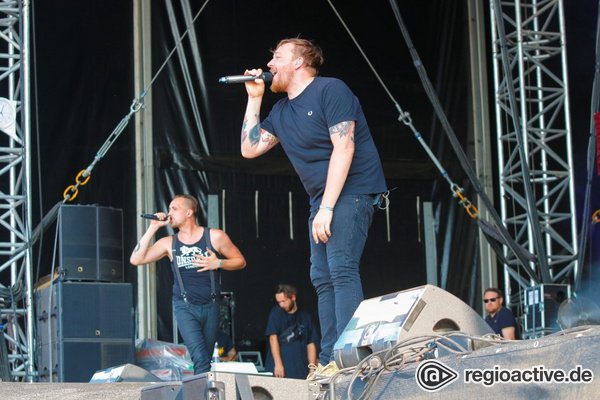 Ohne Armbruch - Ruhrpott-Rap: Fotos der Antilopen Gang live auf dem Highfield Festival 2018 