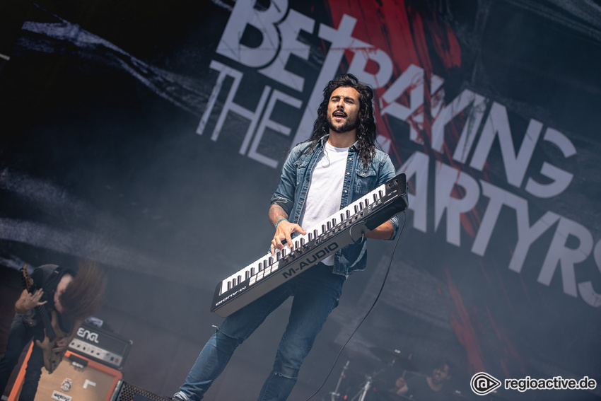 Betraying The Martyrs (live beim Summer Breeze 2018)