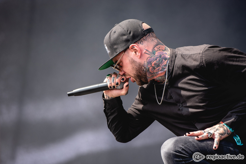 Betraying The Martyrs (live beim Summer Breeze 2018)