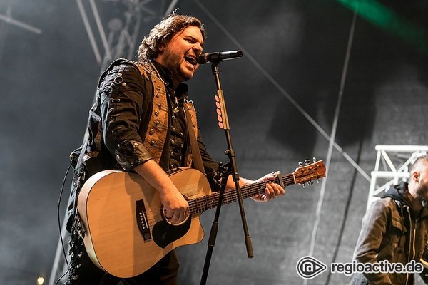 Kosmopolitisch - Paddy and the Rats: Live-Bilder der Ungarn beim Rock im Hinterland 2018 